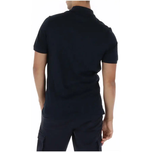 Lyle & Scott Herren-Poloshirt aus blauer Baumwolle mit kurzen Ärmeln, klassischem Kragen und dezenter Struktur in Schwarz