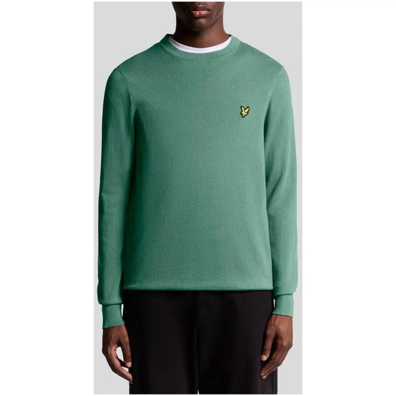 Green lyle & scott crew neck sweatshirt with small logo on chest.