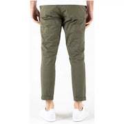Olive green slim-fit chino pants with rolled cuffs in cotton blend featuring pockets by lyle and scott