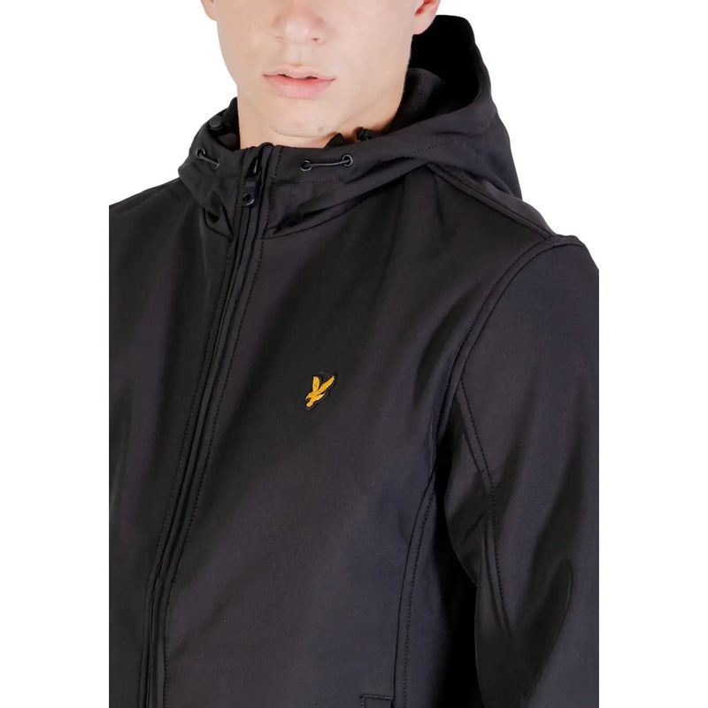 Lyle & Scott Schwarze Softshelljacke für Herren mit gelbem Vogellogo auf der Brust, Vorderansicht