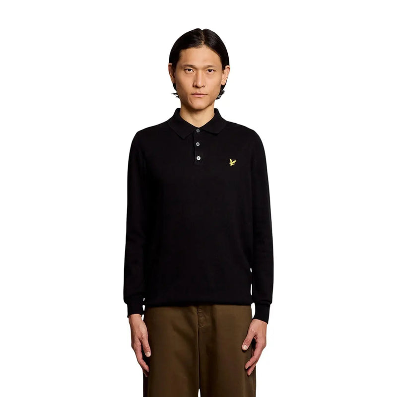 Lyle & Scott Wollpullover aus Baumwollmerino für Herren in Schwarz mit gelbem Vogellogo auf der Brust, Vorderansicht