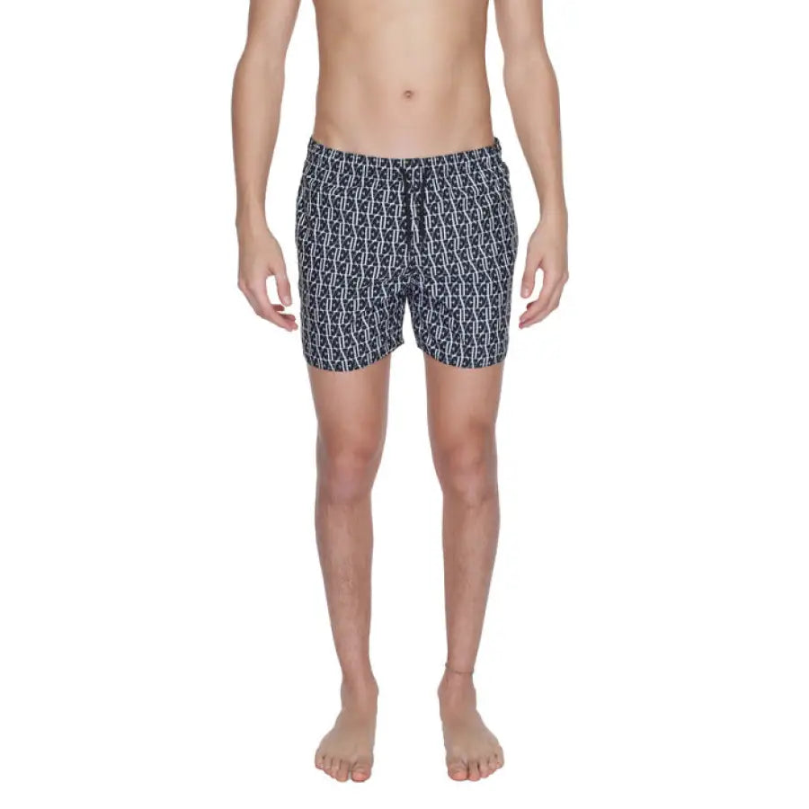 
                      
                        Emporio Armani underwear for men in black and white patterned boxer shorts
                      
                    