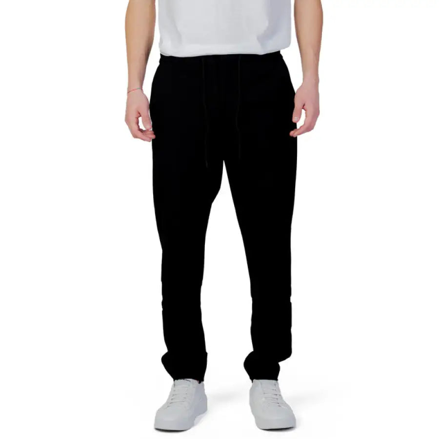 Hugo - Men Trousers - black / 44 - Clothing