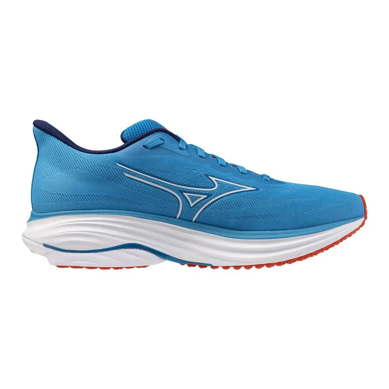 Hellblauer Mizuno Herren-Laufschuh aus Textil mit weißen und roten Akzenten, konzipiert für sportliche Aktivitäten