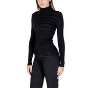 Morgan De Toi Schwarzer, gerippter Rollkragenpullover für Damen mit horizontalen Streifen auf der Brust