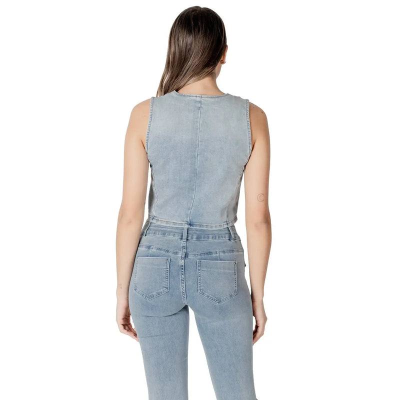 Hellblauer Jeans-Overall mit ärmellosem top und hochgeschnittene Hosen mit Gesäßtaschen von Morgan De Toi Weste aus Baumwollmischgewebe