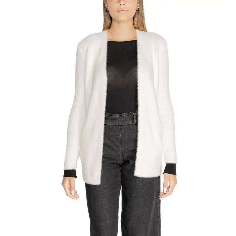 Women’s white fuzzy open cardigan from Morgan De Toi, perfect for fall and winter wear