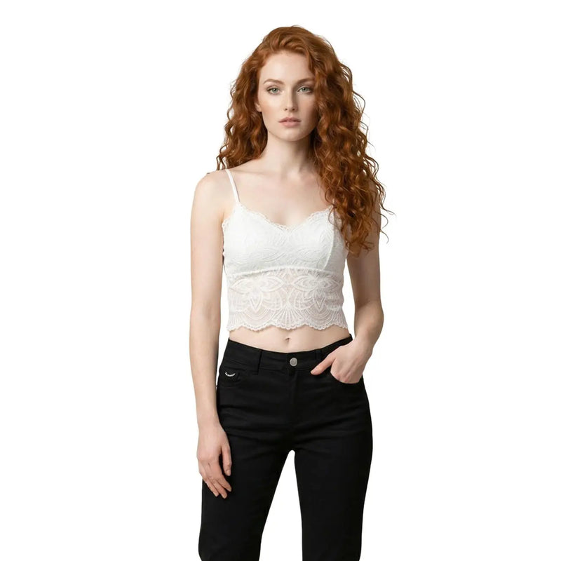 Weißes Spitzen-Crop-Top top mit zarter Blumenstickerei und dünnen Spaghettiträgern von Morgan De Toi in Polyamid