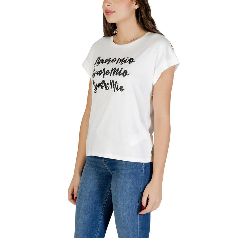 Morgan De Toi Weißes Damen-T-Shirt aus Baumwoll-Modal mit Rundhalsausschnitt und schwarzem, geschwungenem „Amore Mio“-Schriftzug auf der Brust