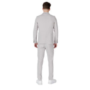 Men’s light grey two-piece suit from Mulish Grey Low V Neck Lapel Collar Spring Summer Men Suit