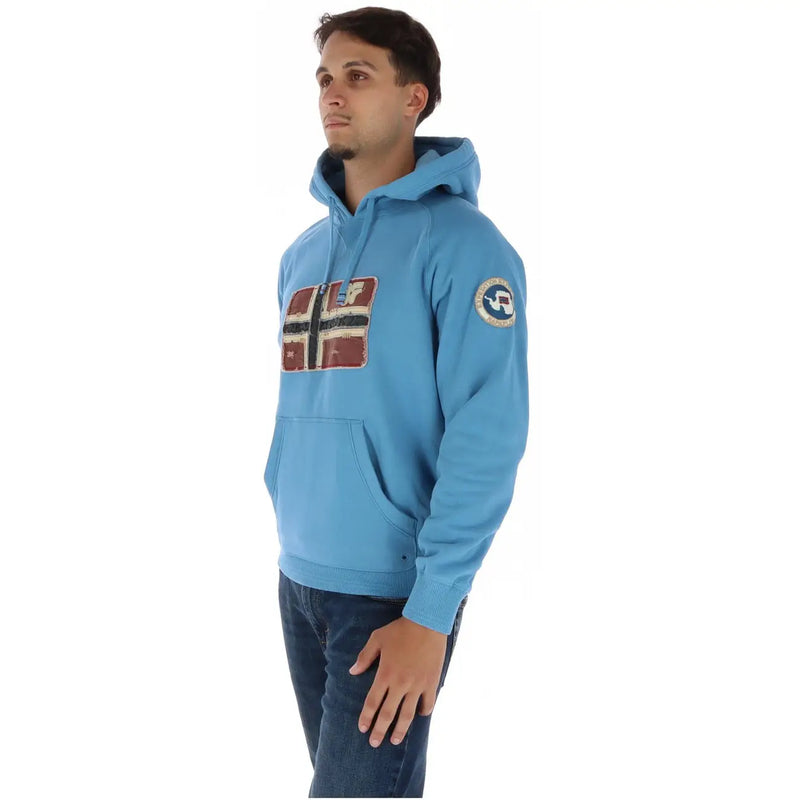 Hellblau napapijri Herren-Hoodie aus Baumwolle mit aufgenähter norwegischer Flagge im Used-Look und rundem Markenlogo am Ärmel