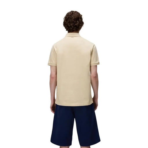 Beige napapijri Herren-Poloshirt, kurzärmelig, aus Baumwolle, mit klassischem Kragen und dezentem Logo im Nacken