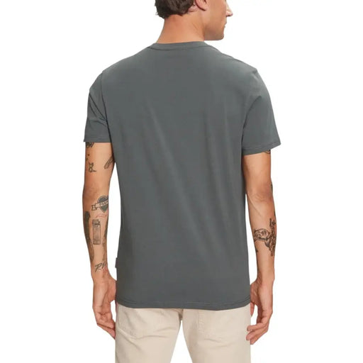 Napapijri Männer t-shirt mit dunkelgrauem, strukturiertem Stoff, kurzen Ärmeln und minimalistischem Rundhalsausschnitt