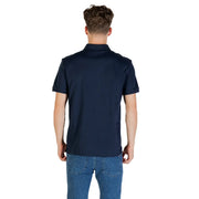 Navy blue short-sleeved polo shirt with classic collar and neatly stitched seams for casual and semi-formal wear