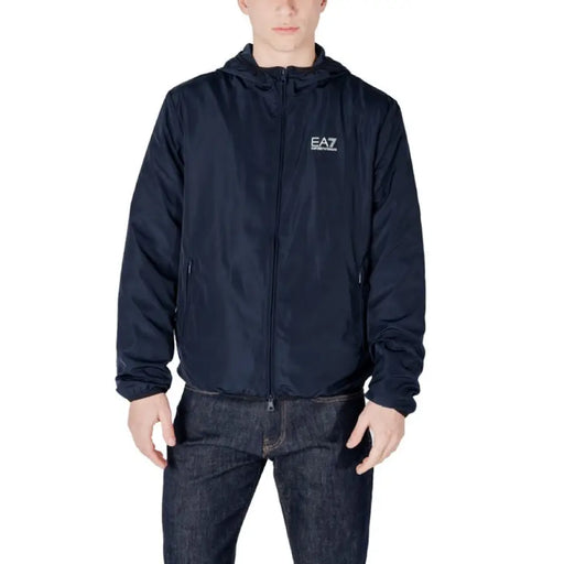 Marineblaue Kapuzenjacke, die in Ea7 Weißer Herrenblazer mit Reißverschluss und Vordertaschen