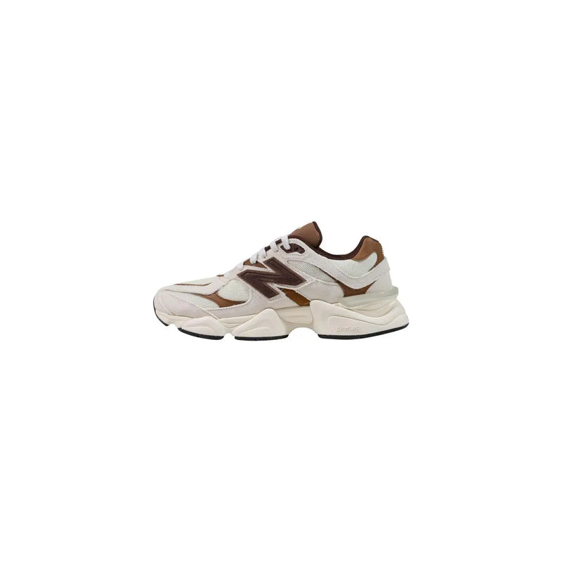New Balance Braune Herren-Sneaker aus Wildleder in Creme- und Brauntönen mit klobiger, mehrlagiger Sohle