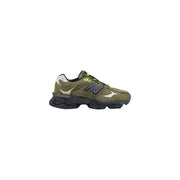 Olivgrün new balance 560v3 Sneaker aus Wildleder mit schwarzen und neongelben Akzenten für Herren