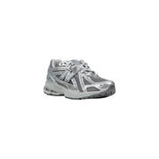 New balance men sneakers 1906r silver running shoe with mesh and synthetic overlays for enhanced breathability