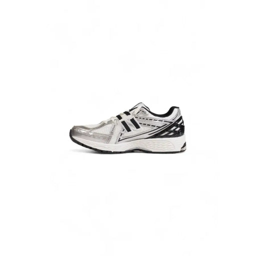 New balance Herren-Sneaker aus Leder, weiß, Modell M1906R, Größe 3,5, silber-schwarz, Laufschuh mit Mesh-Obermaterial und Gummisohle