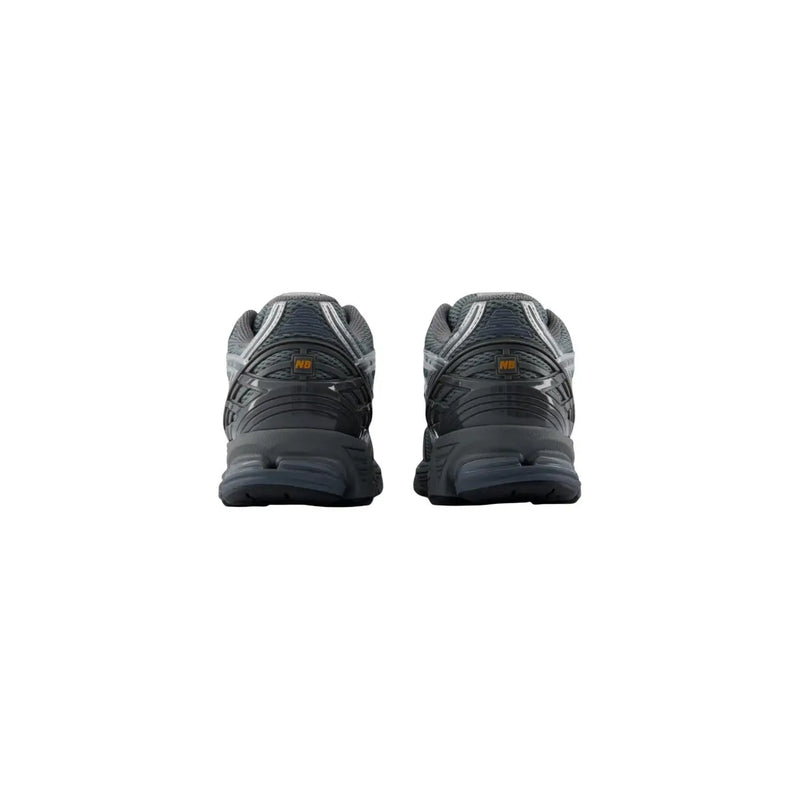 New Balance Graue Herren-Sneaker aus Synthetik mit geometrischem Muster, Obermaterial aus schwarz-grauem, strukturiertem Mesh und Gummisohle