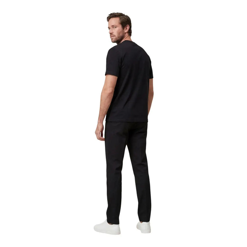 New balance men t-shirt black short-sleeved crew neck cotton tee designed for casual wear