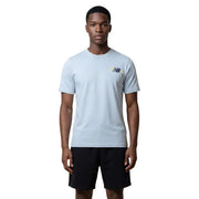 New balance Männer t-shirt in Hellblau mit Rundhalsausschnitt und kleinem Logo auf der linken Brust
