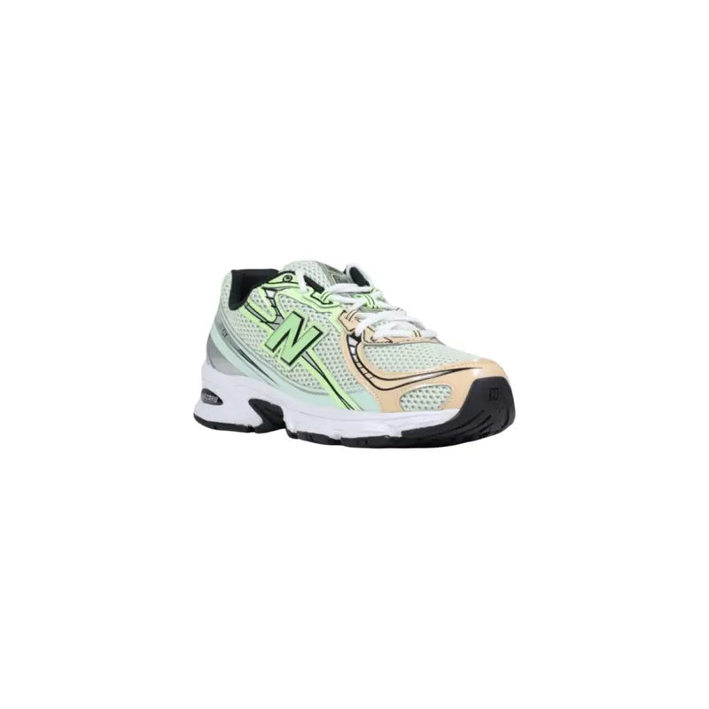 Neongrün und Weiß new balance Laufschuh mit Obermaterial aus Mesh und Gummisohle.