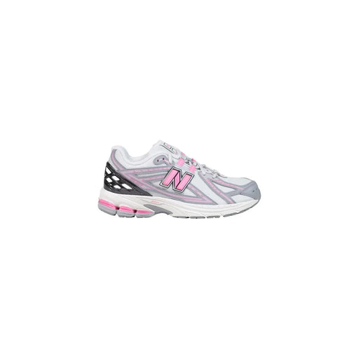 New Balance Graue Damen-Skate-Sneaker aus Textil zum Hineinschlüpfen mit weißem und rosa Laufschuhdesign und grauen Akzenten