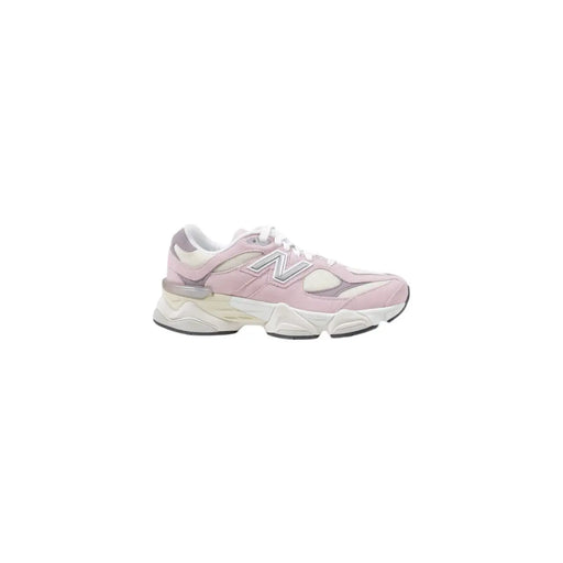 New Balance Damen-Sneaker aus Leder, pink mit klobiger, mehrlagiger Sohle in Pink und Weiß, Design 560v3