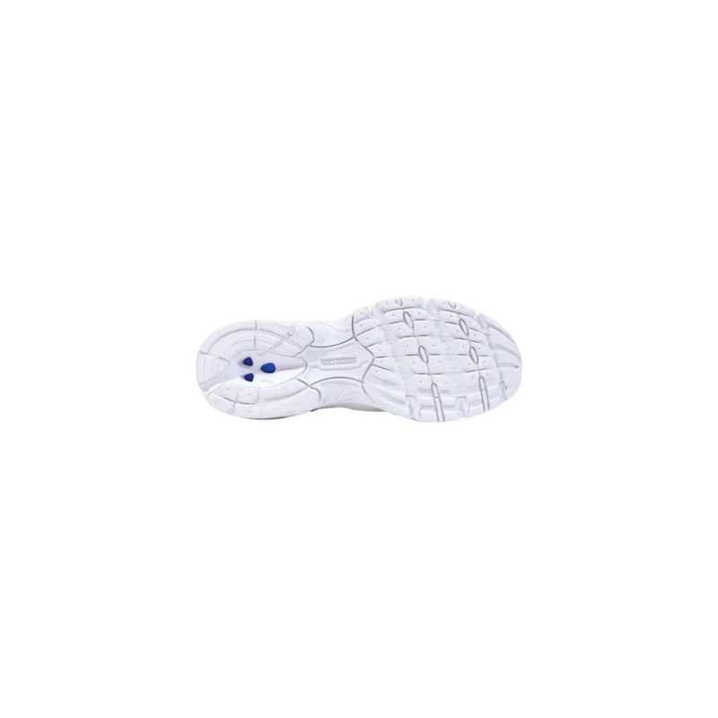 New balance women sneakers white faux leather showing the textured sole with three small blue accents near the heel
