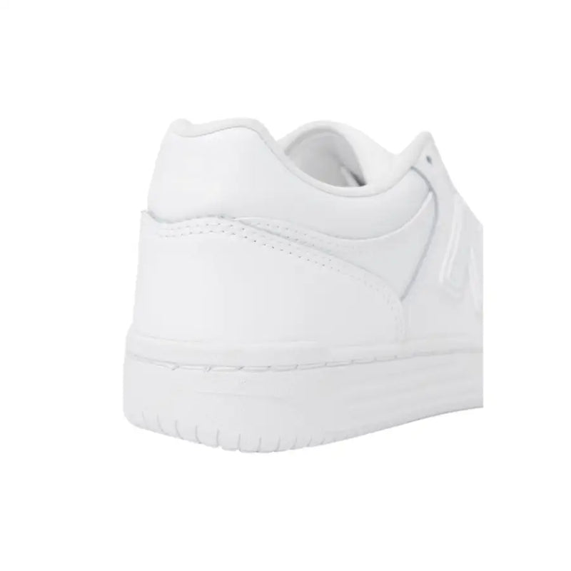 New Balance Weißer Damen-Sneaker aus Leder mit klarem, minimalistischem Design und dezenten Ziernähten, Größe 3