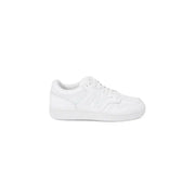 New Balance Weißer Damen-Sneaker mit Obermaterial aus Glattleder und minimalistischem Design in Größe 3