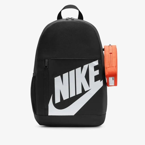 Nike Schwarzer Herrenrucksack mit markantem weißen Swoosh-Logo und leuchtend orangefarbener Seitentasche, Vorderansicht