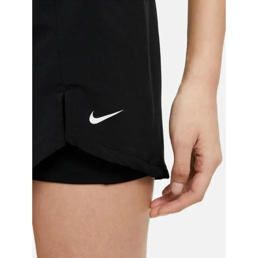 
                      
                        Nike - Women Short - Clothing Shorts
                      
                    