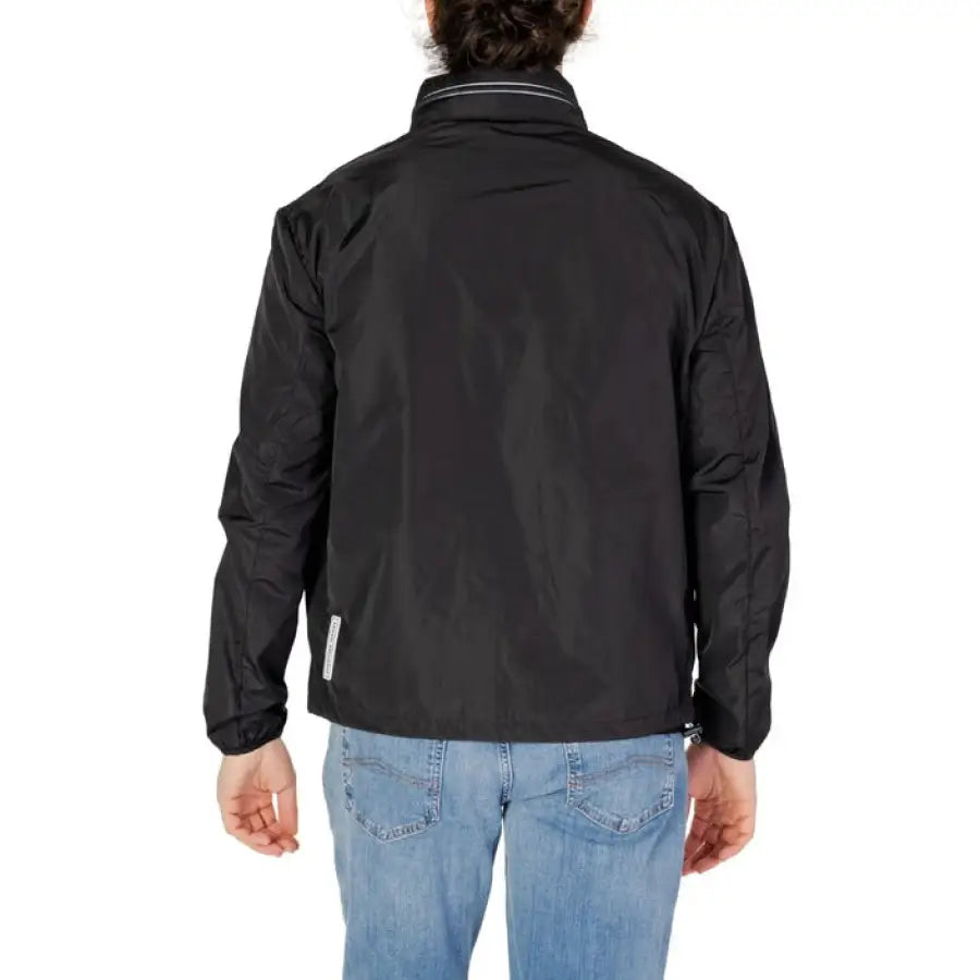 
                      
                        Armani Exchange men’s jacket featuring the North Face Resolve style
                      
                    