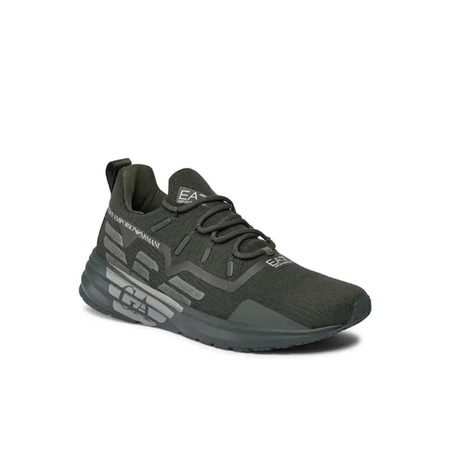 
                      
                        The North Face men’s trail running shoes showcasing urban city style on EA7 Sneakers
                      
                    