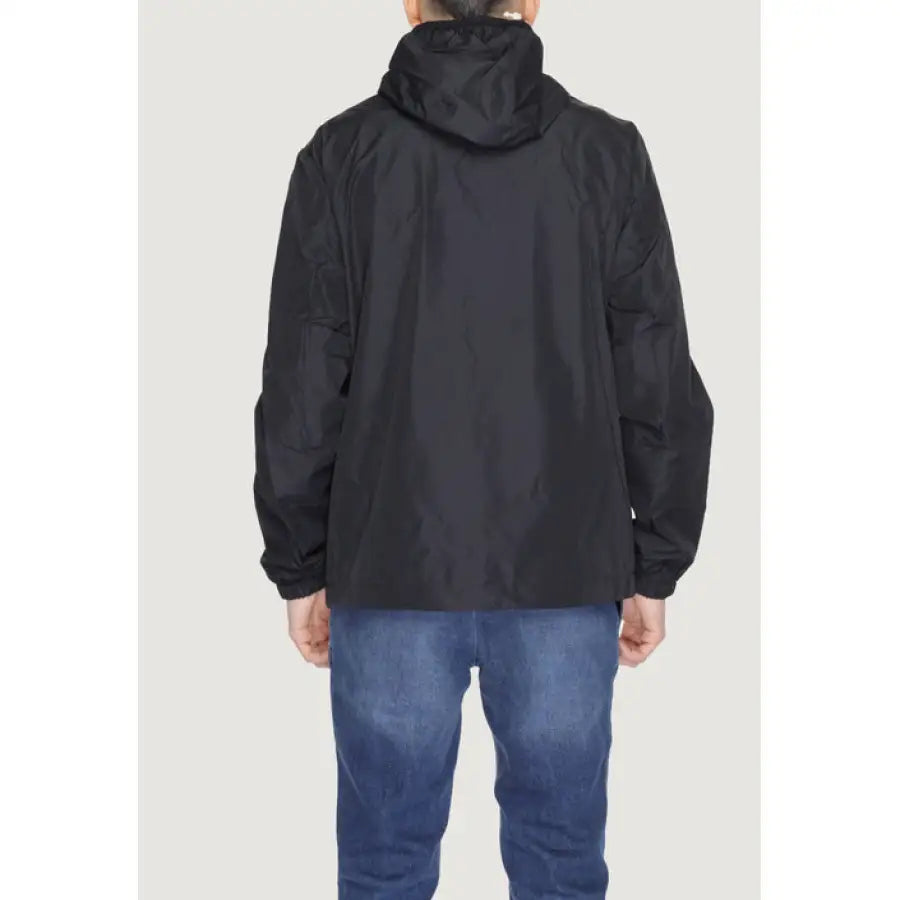 North Face Men’s Resolve Jacket in Urban City Style - Suns Men Jacket