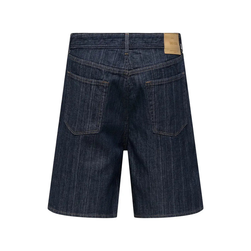 Only Weite ONSFA-Shorts für Damen in Dunkelindigo mit vertikalen Streifen und hellbraunem Lederlabel, Vorderansicht