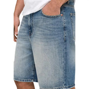 Only & Sons Herren-Jeansshorts in hellblauer Waschung mit fünf Taschen und Used-Look-Details, Vorderansicht
