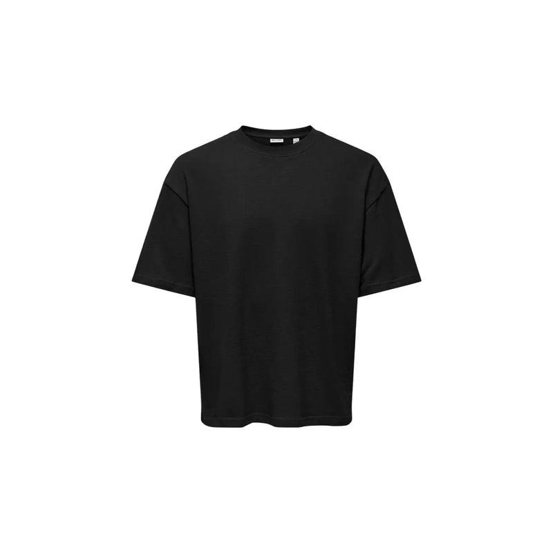 Black oversized crew neck t-shirt with short sleeves from Only Sons made for casual wear