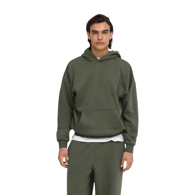 Olivgrüner Oversize-Hoodie mit Vordertasche und gerippten Bündchen aus Baumwollmischgewebe von Only Und Söhne