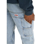 Rückseite des hellblauen only and sons Herrenjeans aus 100 % Baumwolle mit robustem, funktionalem Design und Markenlabel
