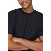 Only & Sons Männer t-shirt Schwarzes Kurzarm-Shirt mit Rundhalsausschnitt aus angenehmem Stoff für die Freizeit.