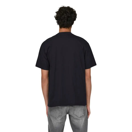 Schwarzes, kurzärmeliges Baumwollshirt mit Rundhalsausschnitt t-shirt für Männer von Only Söhne, ideal für Freizeitkleidung