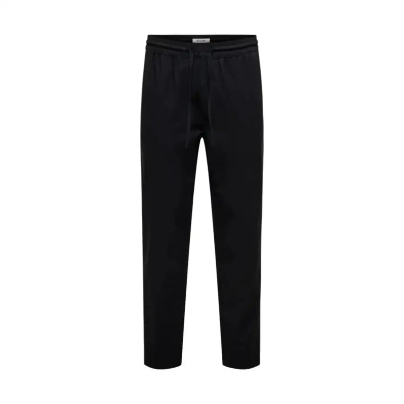 Schwarze Baumwoll-Jogginghose mit Kordelzugbund und schmal zulaufenden Beinen von Only & Sons Herrenhosenkollektion