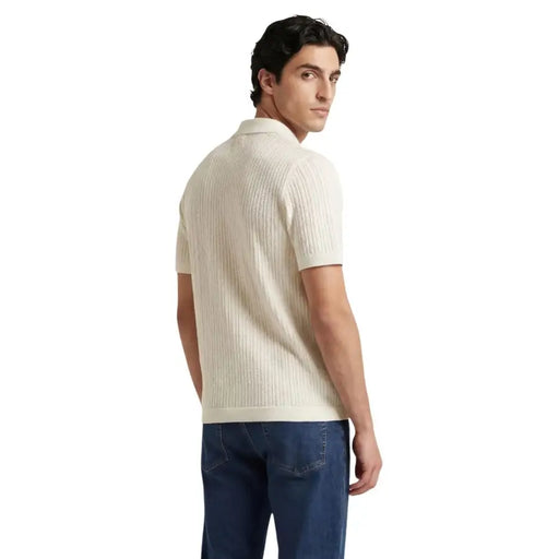 Only & Sons Herren-Polohemd aus weißer Baumwolle mit kurzen Ärmeln, cremefarbenem Rippstrick und klassischem Kragen für die Freizeit.