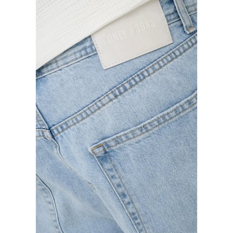 Only Sons Shorts Fade für Herren aus hell gewaschenem Denim mit weißem, aufgenähtem Markenlabel, Vorderansicht