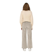 Only Beigefarbene Damen-Cordhose aus Baumwolle mit weitem Bein, normale Passform, Größe 28, von hinten mit sichtbaren Taschen abgebildet.