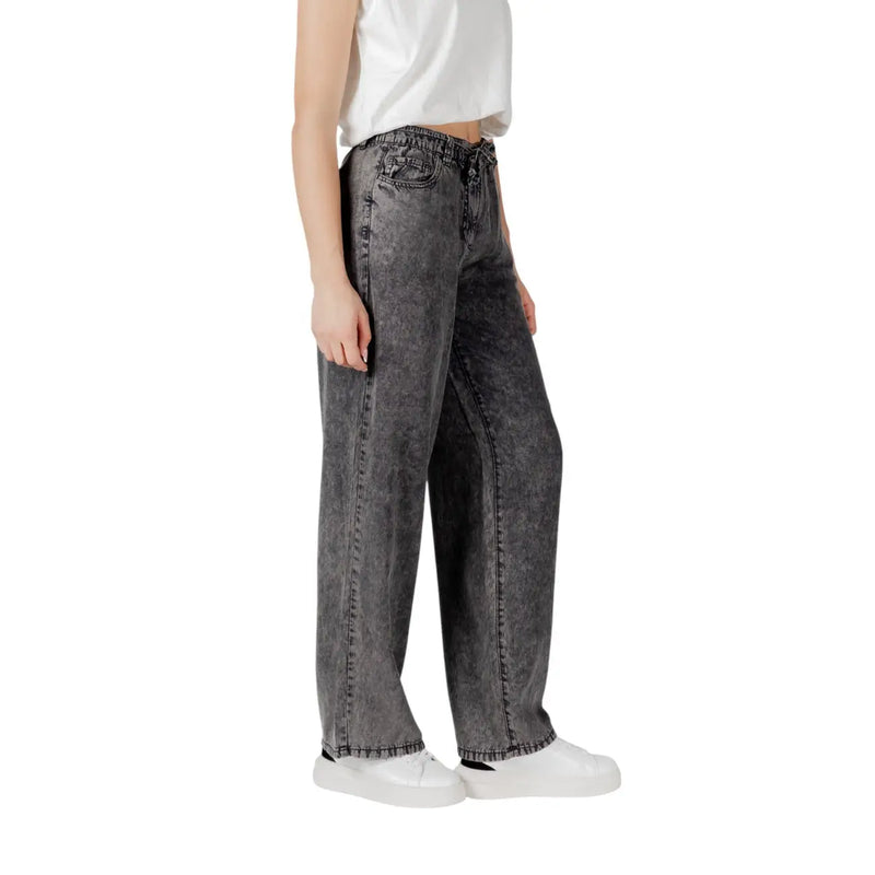 Only women black lyocell wide-leg jeans in dark gray denim with faded distressed texture and classic five-pocket design