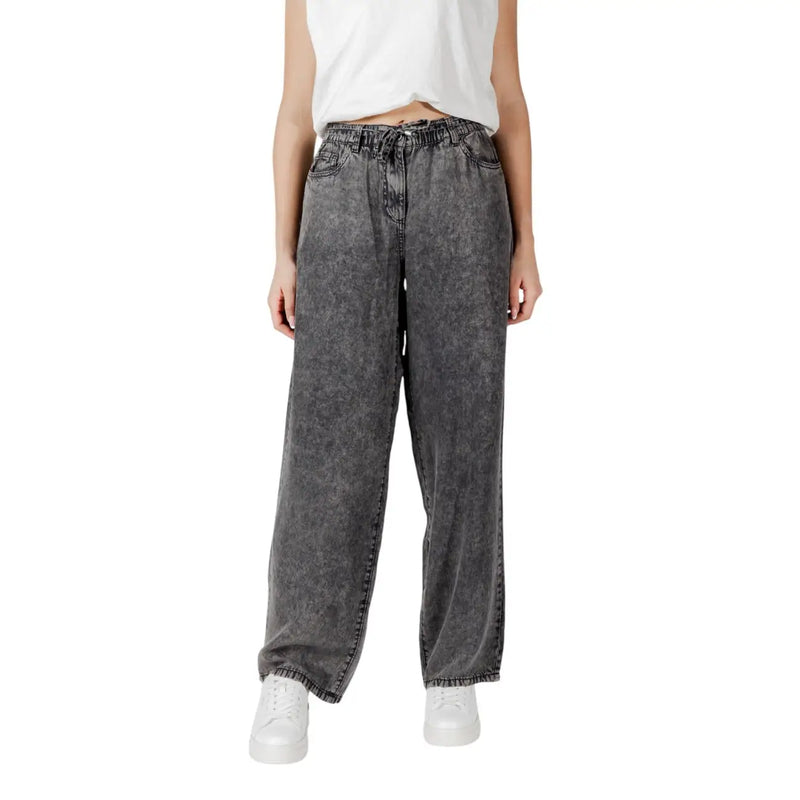 Only women black lyocell wide-leg jeans in gray denim with faded watered effect and elastic drawstring waist
